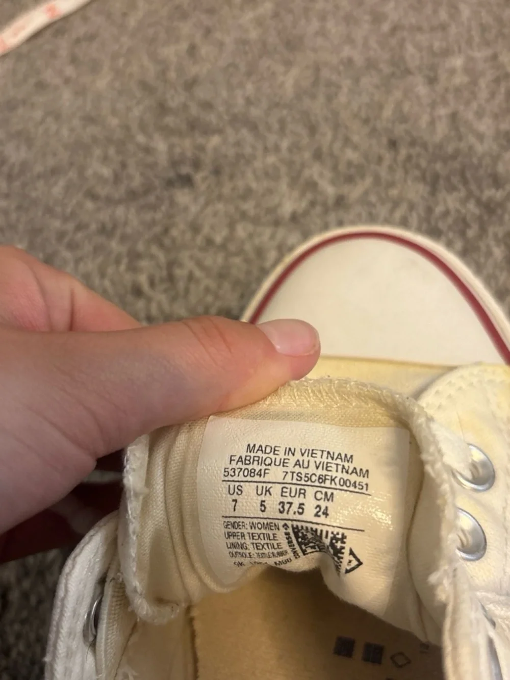 Converse classic low